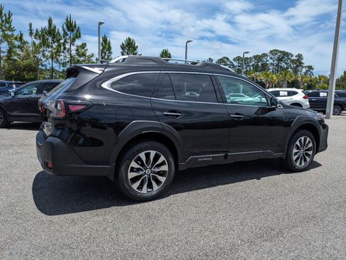 Used 2024 Subaru Outback Touring image 4