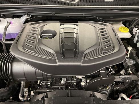 New 2025 Jeep Wagoneer Series II image 17