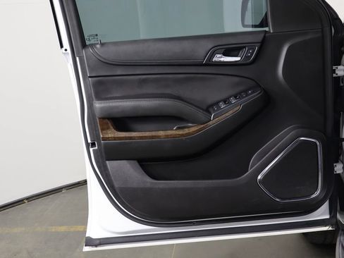 Used 2018 Chevrolet Tahoe 2WD image 13