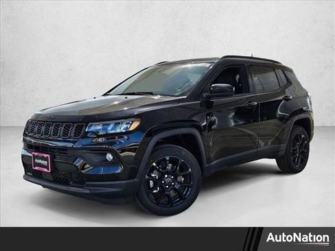 New 2026 Jeep Compass Latitude image 1