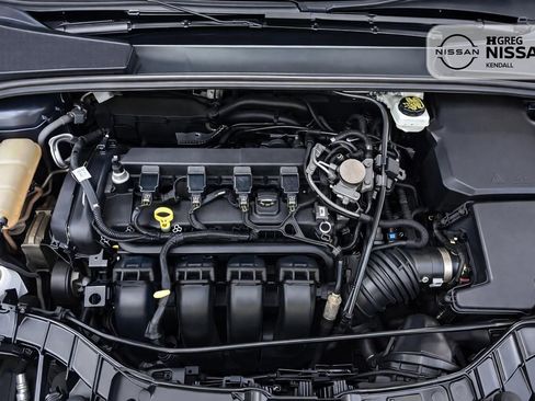 Used 2017 Ford Focus SE FWD image 15