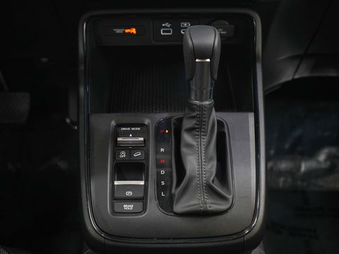 Used 2023 Honda CR-V EX image 18