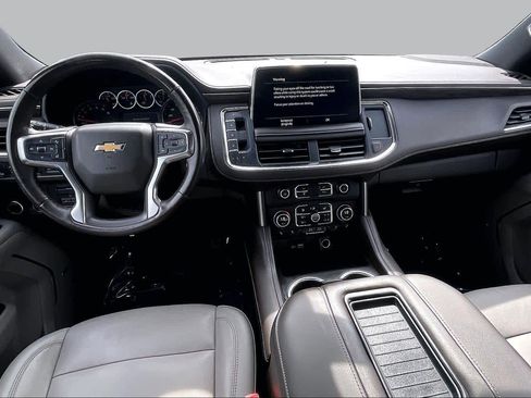 Used 2021 Chevrolet Tahoe LT w/ LT Signature Package RWD image 16