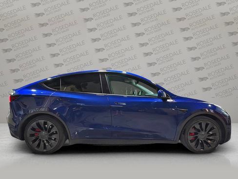 Used 2022 Tesla Model Y Performance image 7