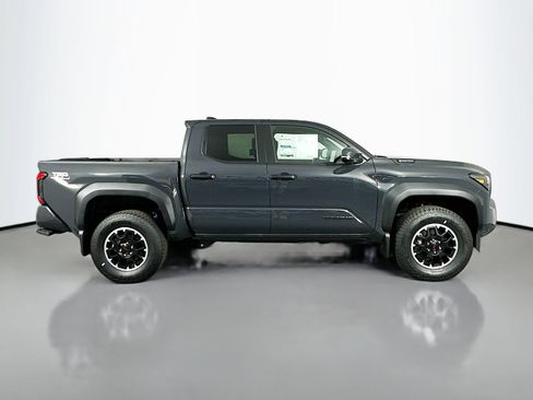 New 2025 Toyota Tacoma TRD Off-Road AWD/4WD image 8