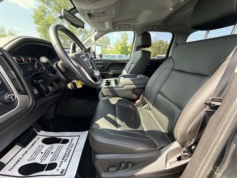 Certified 2018 GMC Sierra 2500 SLT w/ Snow Plow Prep Package AWD/4WD image 17