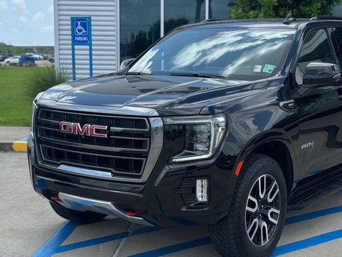 Used 2021 GMC Yukon AT4 w/ Rear Media and Nav Package AWD/4WD image 2