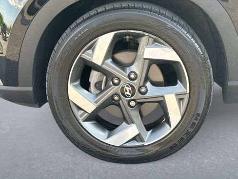 Used 2023 Hyundai Venue SEL w/ Cargo Package FWD image 19