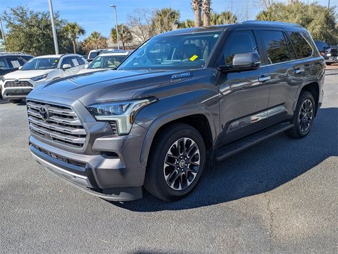 Certified 2024 Toyota Sequoia Limited image 9