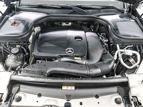 Used 2022 Mercedes-Benz GLC 300 image 30