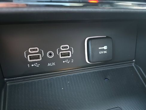 New 2025 Jeep Grand Cherokee Altitude image 59