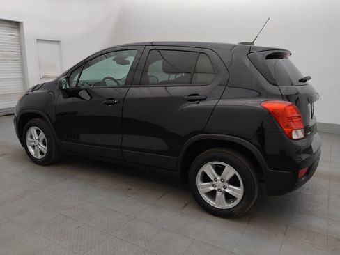 Used 2020 Chevrolet Trax LS w/ Tint and Cruise Package FWD image 3
