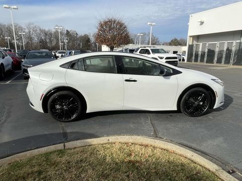 New 2026 Toyota Prius Plug-In Hybrid image 13