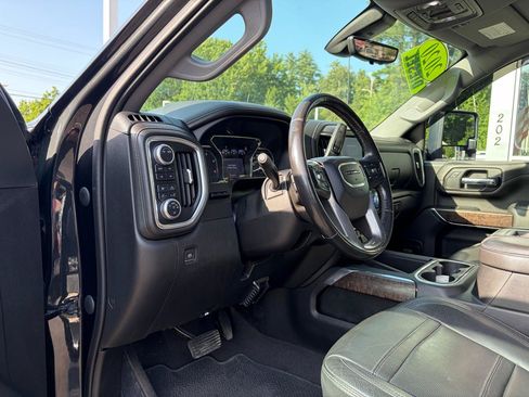 Used 2020 GMC Sierra 2500 Denali w/ Denali Ultimate Package AWD/4WD image 26