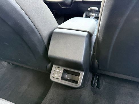 Used 2025 Kia K4 LXS image 24