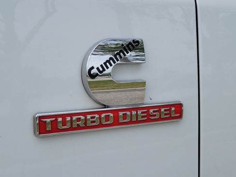 Used 2024 RAM 3500 Big Horn AWD/4WD image 10