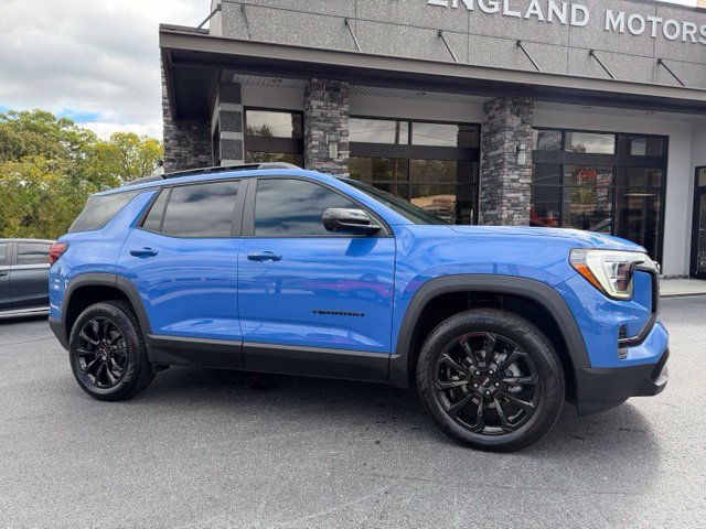 Used 2025 GMC Terrain Elevation w/ Elevation Premium Package AWD/4WD image 15