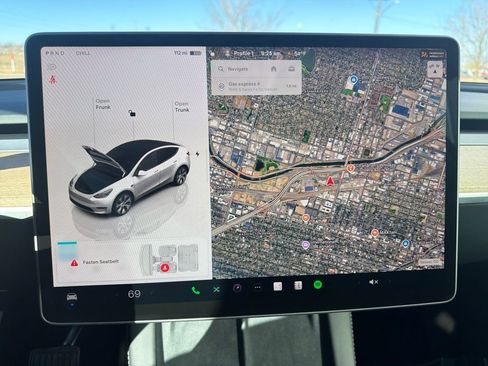 Used 2023 Tesla Model Y Long Range image 19