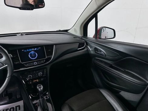 Used 2018 Buick Encore Preferred image 23