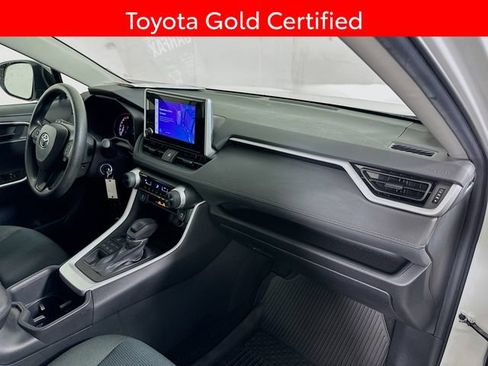 Certified 2023 Toyota RAV4 LE AWD/4WD image 28
