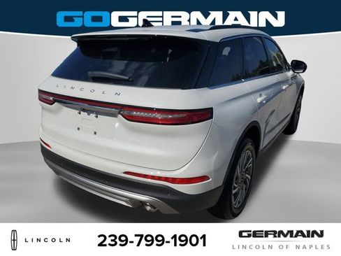 New 2026 Lincoln Corsair Premiere image 8