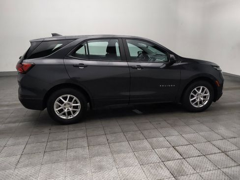 Used 2022 Chevrolet Equinox LS AWD/4WD image 10