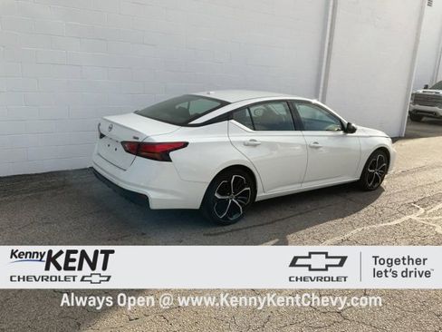 Used 2024 Nissan Altima 2.5 SR image 4