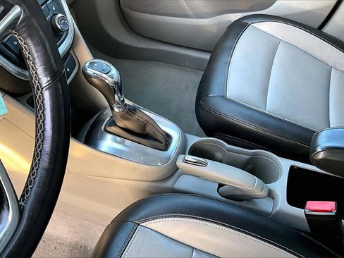 Used 2014 Buick Encore Premium image 13