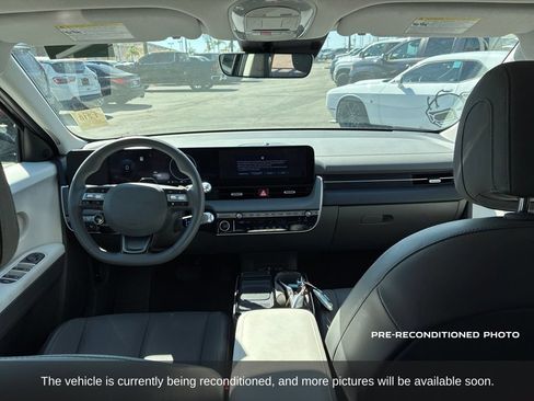 Used 2025 Hyundai Ioniq 5 SEL RWD image 15