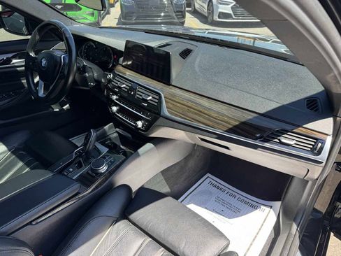 Used 2019 BMW 530i RWD image 30