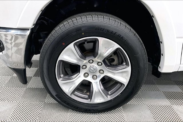 Used 2022 RAM 1500 Laramie AWD/4WD image 10