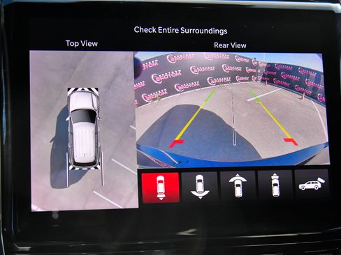 Used 2024 Jeep Grand Cherokee L Limited w/ Luxury Tech Group II image 19