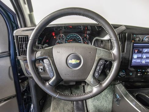 Used 2023 Chevrolet Express 2500 RWD image 15