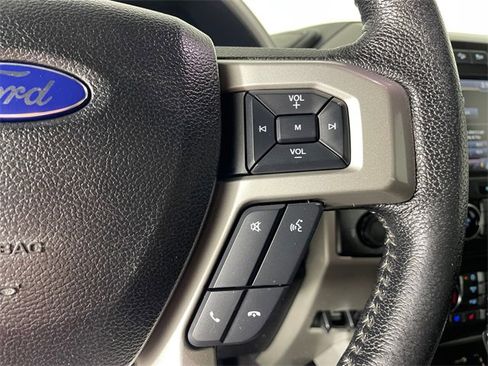 Used 2015 Ford F150 Lariat w/ Equipment Group 501A Mid image 11