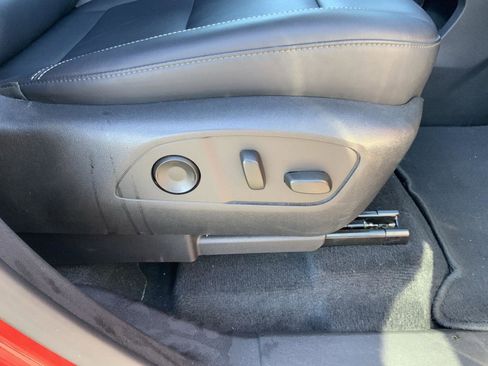 Used 2024 GMC Acadia Elevation image 60