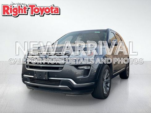 Used 2018 Ford Explorer Limited w/ Ford Safe & Smart Package AWD/4WD image 1