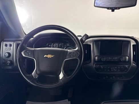 Used 2019 Chevrolet Silverado 1500 LD LT AWD/4WD image 27