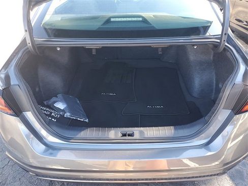 Certified 2025 Nissan Altima 2.5 S image 6