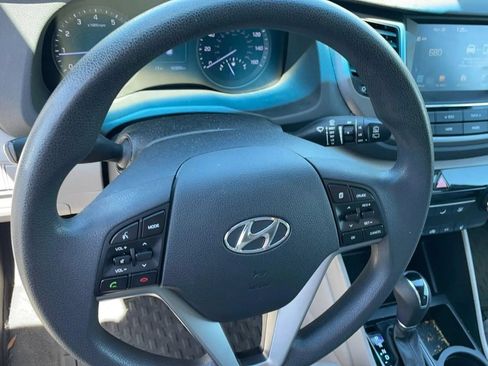 Used 2018 Hyundai Tucson SEL AWD/4WD image 10