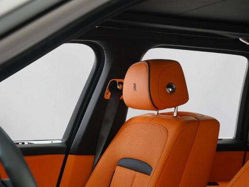Certified 2023 Rolls-Royce Cullinan Black Badge w/ Driver's Package AWD/4WD image 6