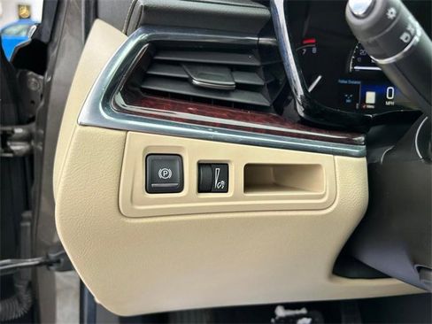 Used 2019 Cadillac XT5 Luxury image 23