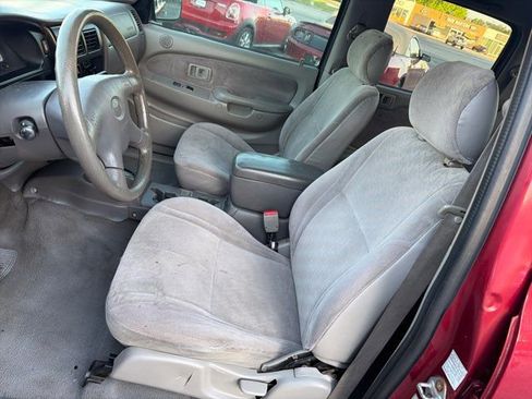 Used 2004 Toyota Tacoma PreRunner image 18