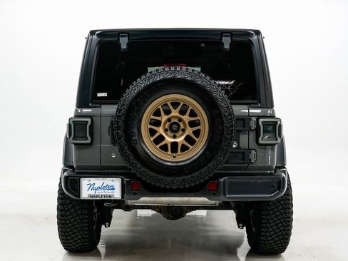 Used 2018 Jeep Wrangler Unlimited Sport S image 26