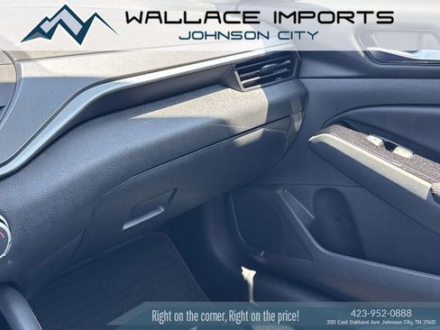 Used 2024 Nissan Altima 2.5 SR AWD/4WD image 20