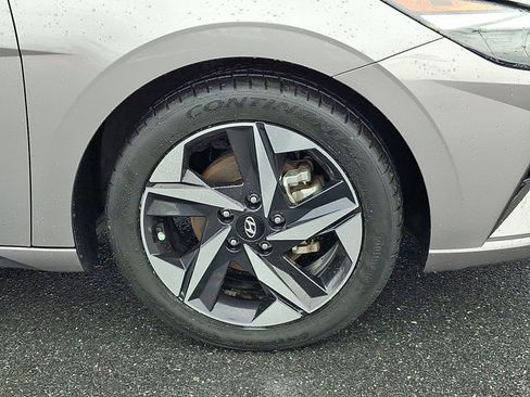 Used 2023 Hyundai Elantra SEL w/ Convenience Package image 8