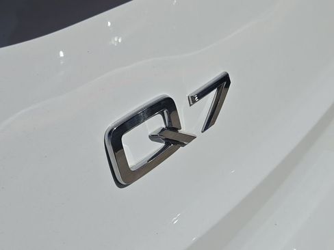 Used 2023 Audi Q7 3.0T Prestige image 15
