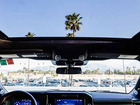 Used 2025 Ford F150 Raptor image 19