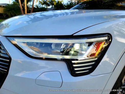 Used 2021 Audi e-tron Premium Plus w/ Premium Plus Package image 86