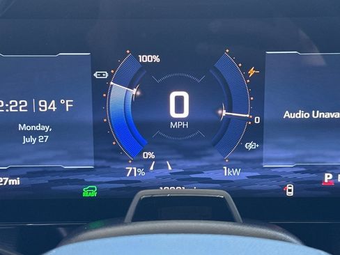 Used 2024 Chevrolet Equinox EV RS FWD image 35