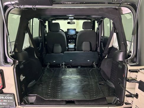 Used 2017 Jeep Wrangler Unlimited Sport w/ Quick Order Package 23S image 12